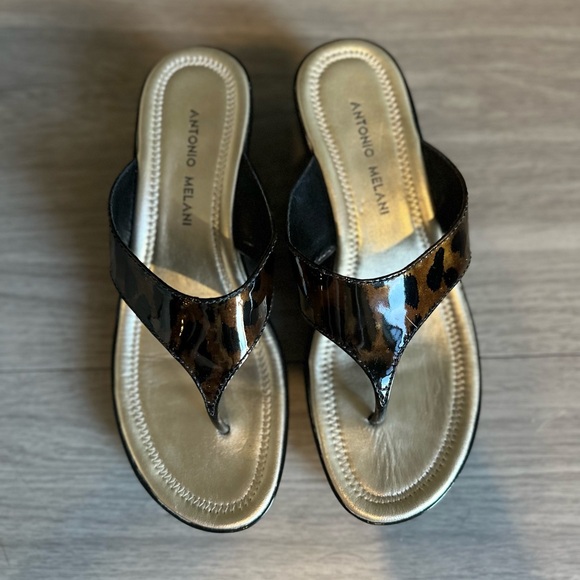 ANTONIO MELANI Shoes - Antonio Melani Black and Gold Women's Sandals